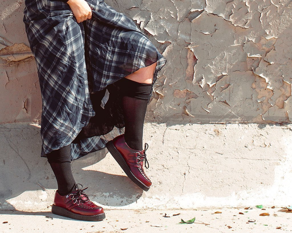 F9857 Burgundy Rub-Off TUKskin™ Viva Low Creeper - T.U.K. Shoes