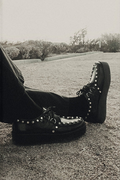 Black Leather Flat Studded Viva Mondo Creeper - T.U.K. Shoes