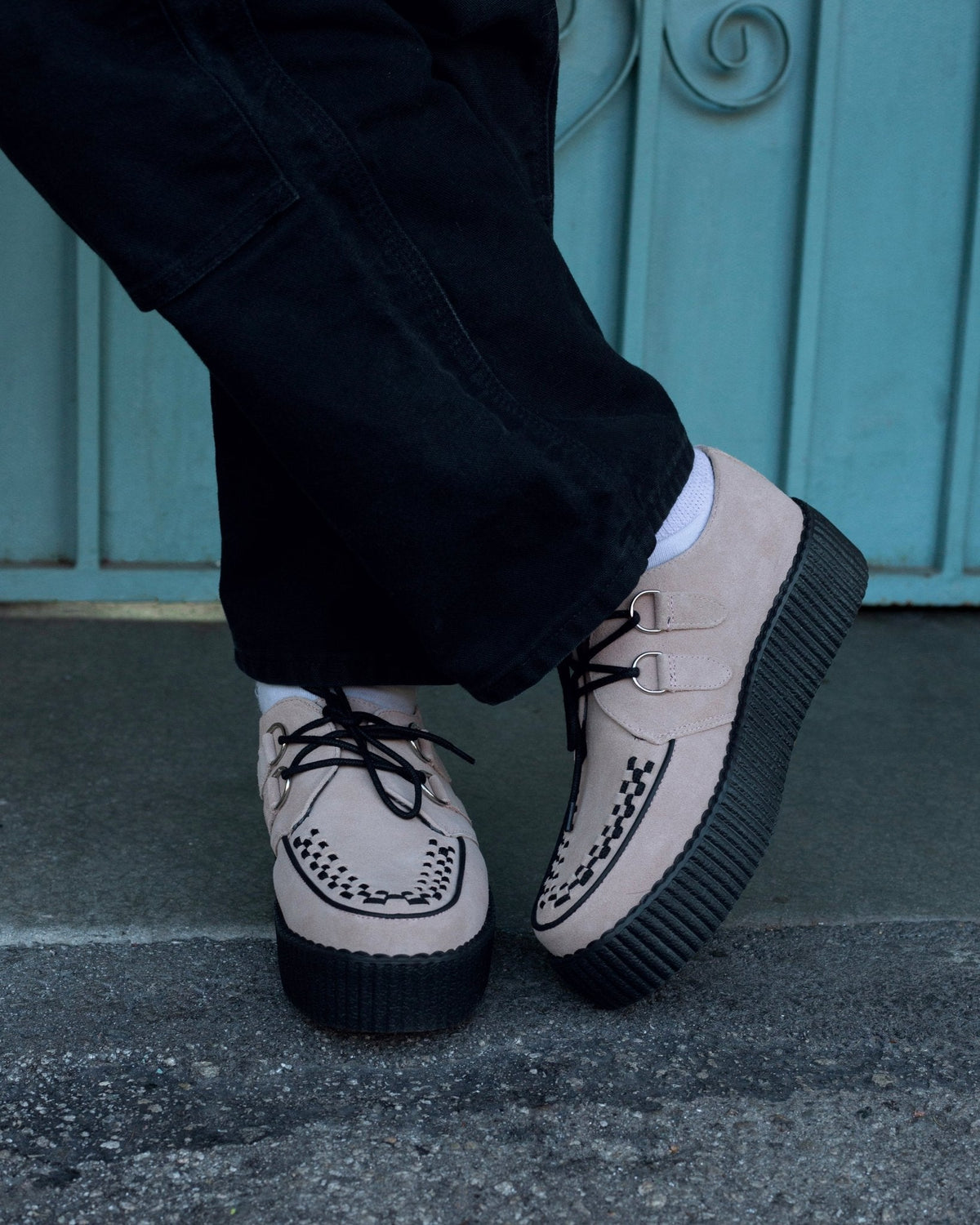 V3467 Misty Rose Suede Viva Mondo Creeper - T.U.K. Shoes