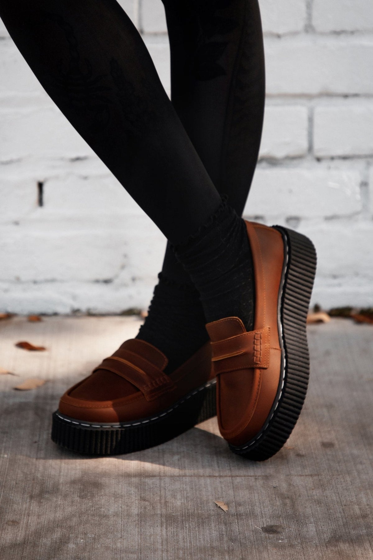 G3449 Brown Crazy Horse Leather Loafer Vintage Creeper - T.U.K. Shoes