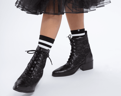 T2300L Black Victorian Anarchic Pointed Boot - T.U.K. Shoes