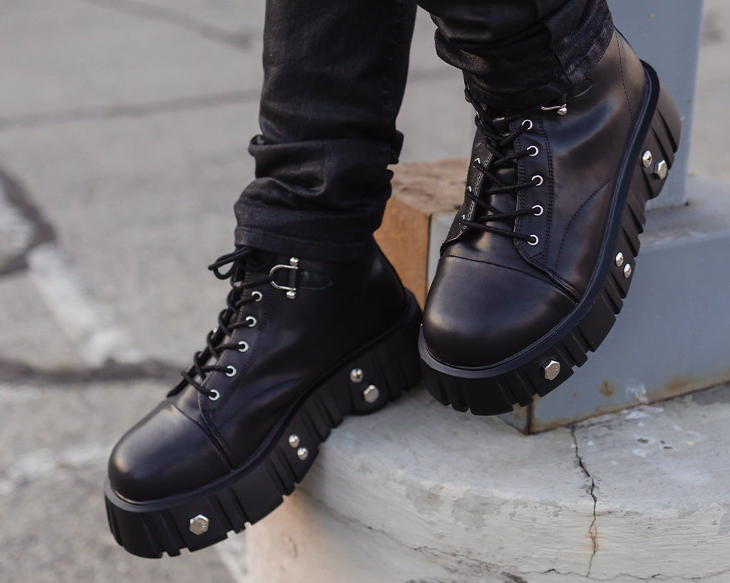 A3334 Black TUKskin Bolt Airship Boot - T.U.K. Shoes