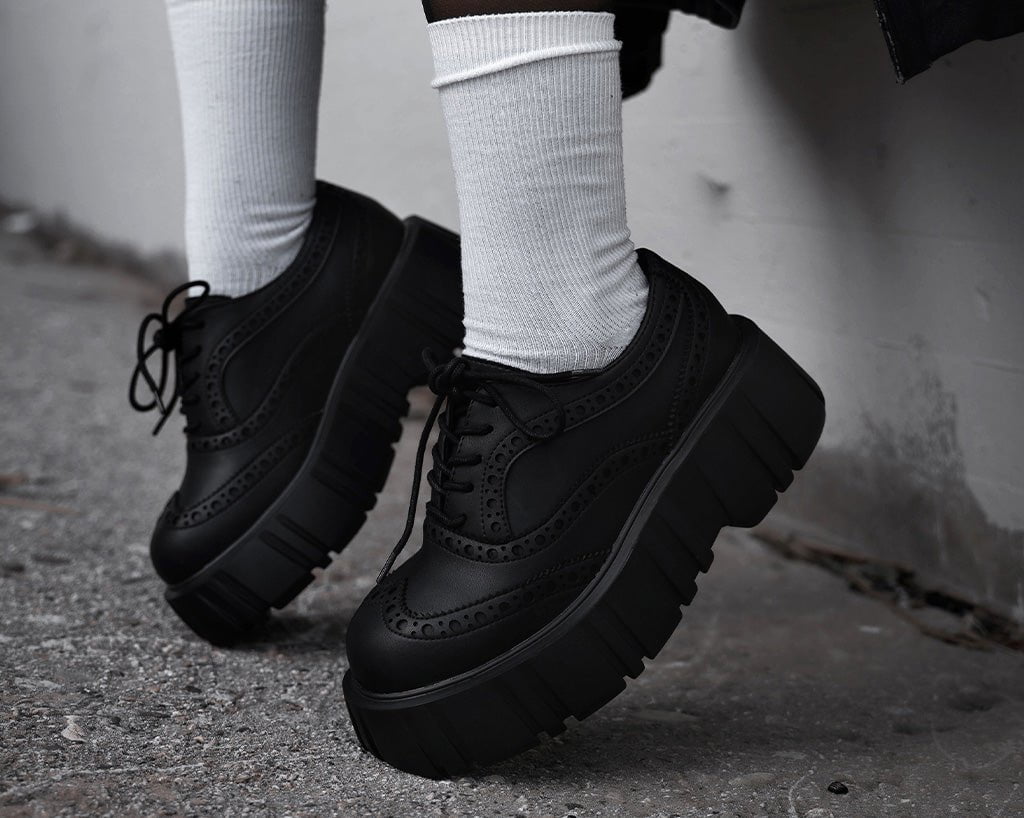 T2337 Black TUKskin™ Anarchic Airship Brogue - T.U.K. Shoes