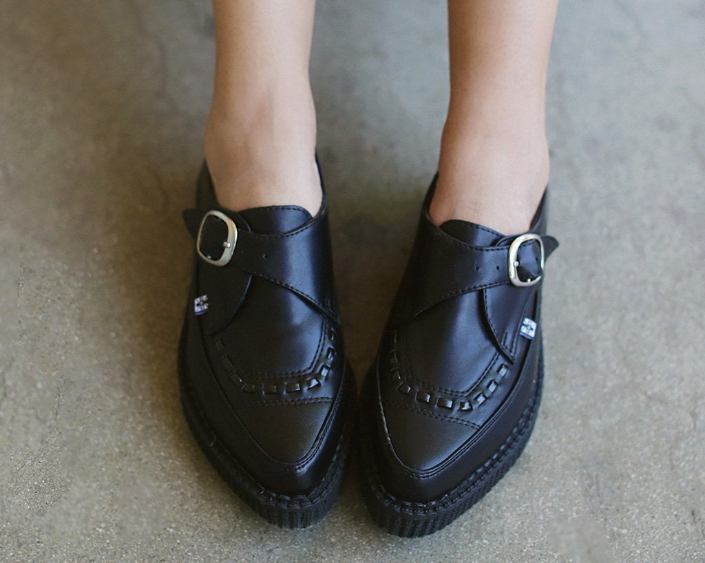 A9324 Black TUKskin™ Pointed Buckle Creeper - T.U.K. Shoes
