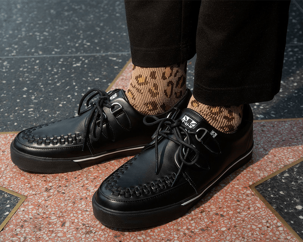 A9873 Black Leather D-Ring Sneaker - T.U.K. Shoes