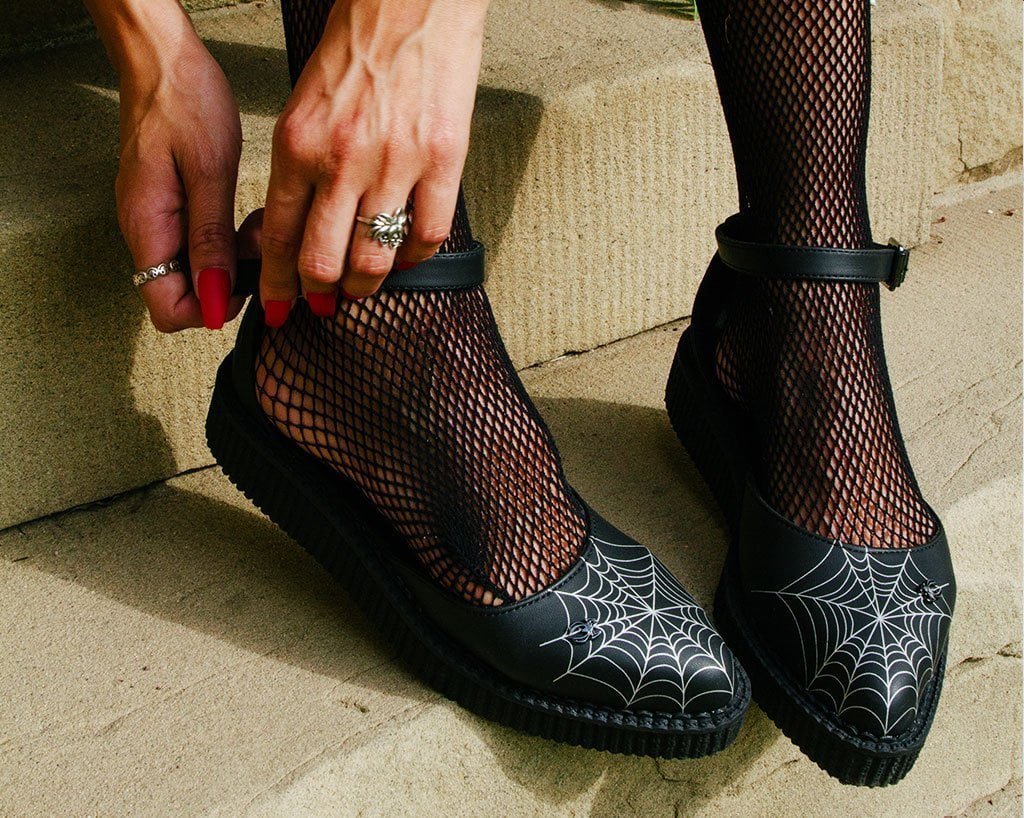 A9944L Black Pointed Spiderweb Glow Sandal - T.U.K. Shoes