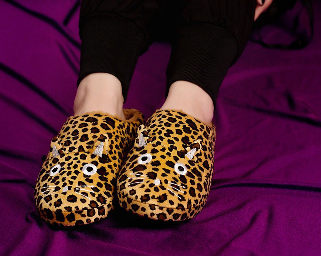 SL07 Tan Leopard Kitty Slipper - T.U.K. Shoes