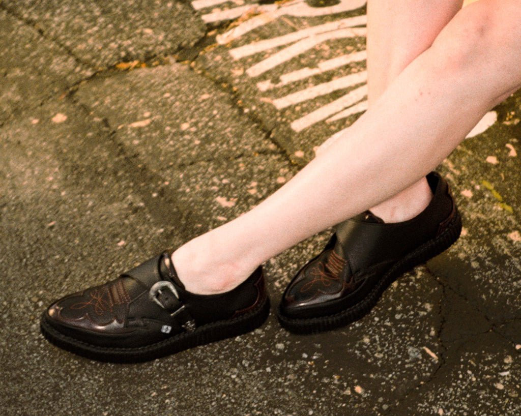 A3171 Burgundy Rub-Off Western Pointed Creeper - T.U.K. Shoes