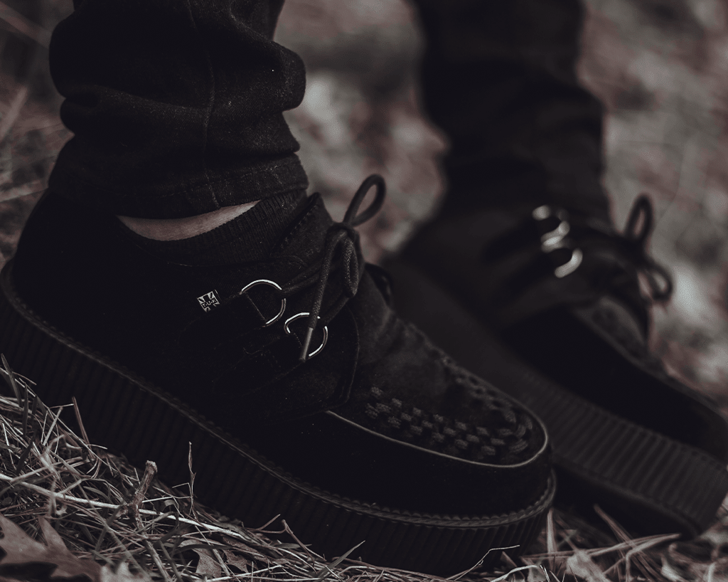 V9492 Black Velvet Viva Mondo Creeper - T.U.K. Shoes