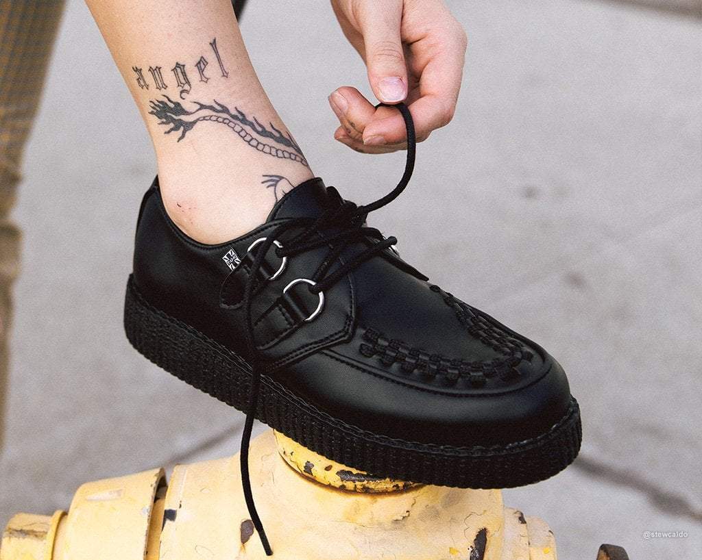 F9321 Black TUKskin™ Viva Low Creeper - T.U.K. Shoes
