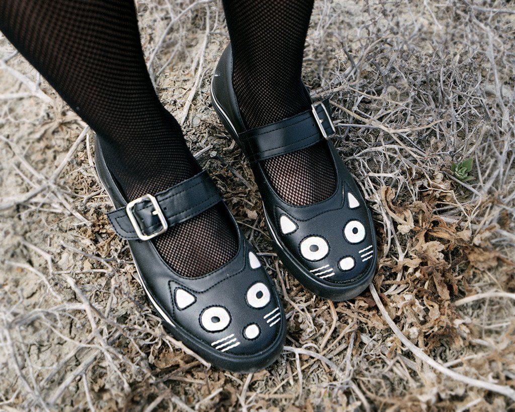 A9217L Black Kitty Face Mary Janes - T.U.K. Shoes