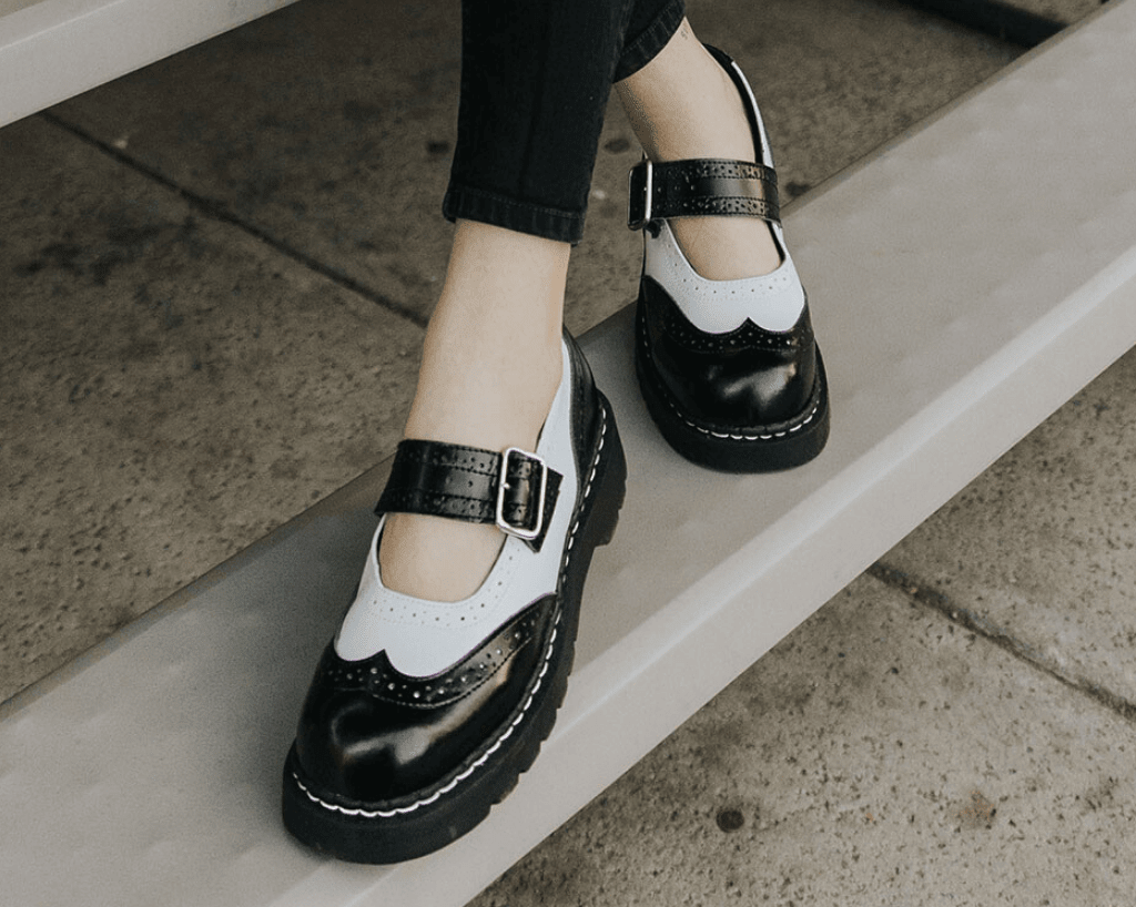 T1035 Black & White Brogue Mary Jane - T.U.K. Shoes