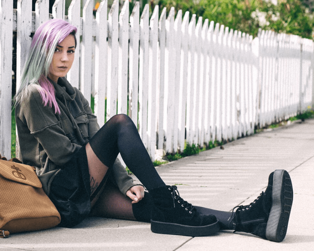A8642L Black Suede Viva Mondo Boots - T.U.K. Shoes