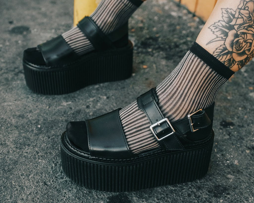 S9966L Black Brush-Off Strato Sandal - T.U.K. Shoes