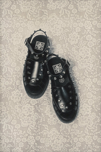 Black Leather Flat Studded Viva Mondo Sandal - T.U.K. Shoes