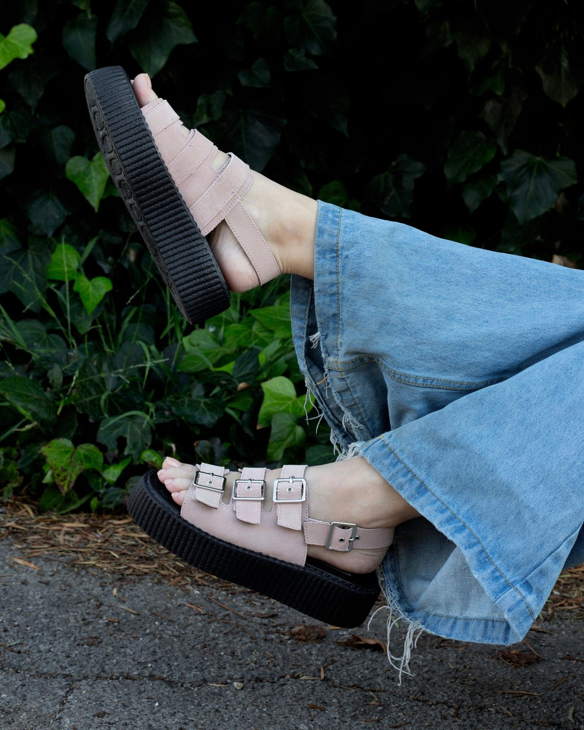 Misty Rose 3 - Buckle Mondo Sandal - T.U.K. Shoes