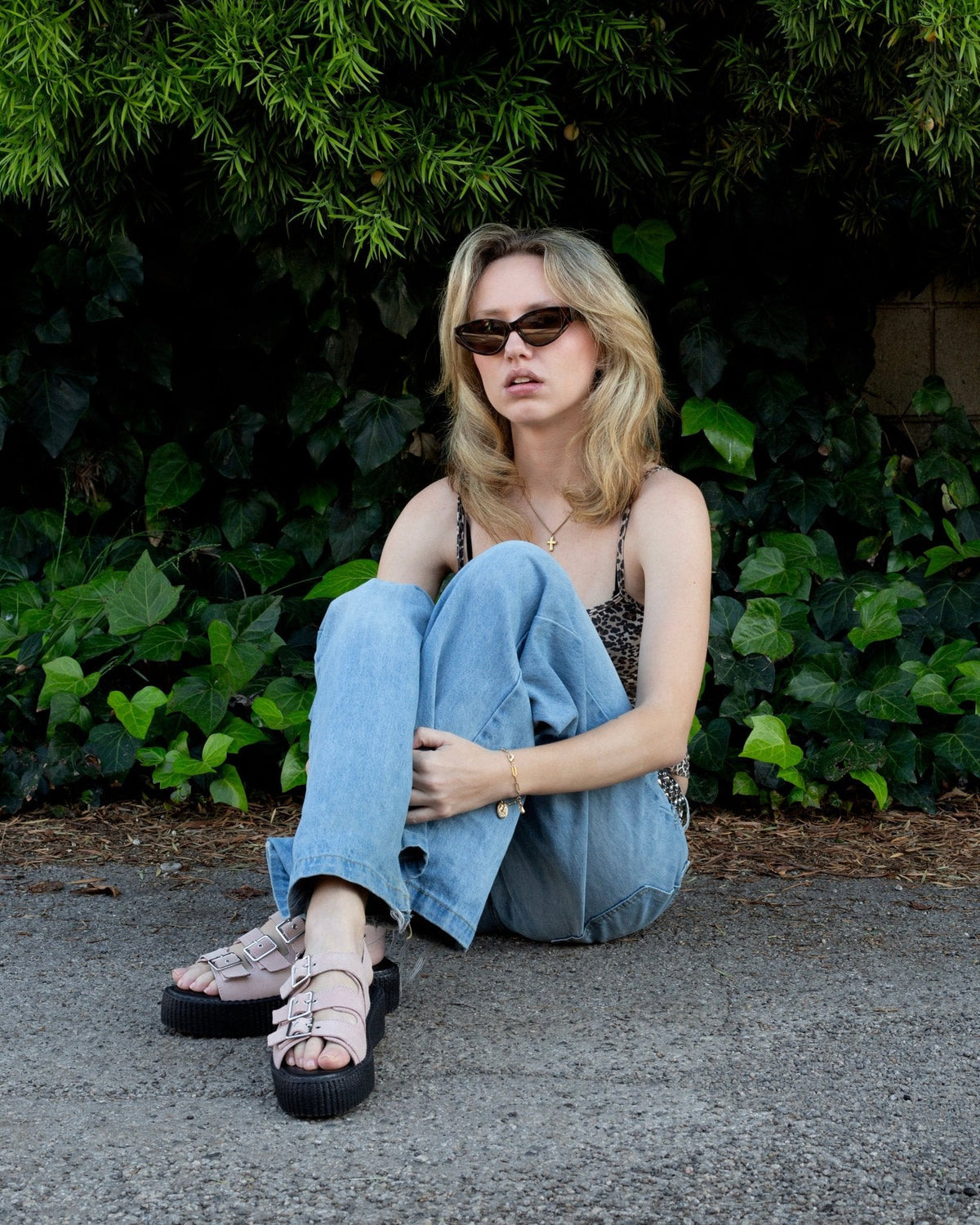 Misty Rose 3 - Buckle Mondo Sandal - T.U.K. Shoes