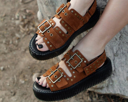 V3344L Brown Suede Flat Stud Viva Mondo Sandal - T.U.K. Shoes