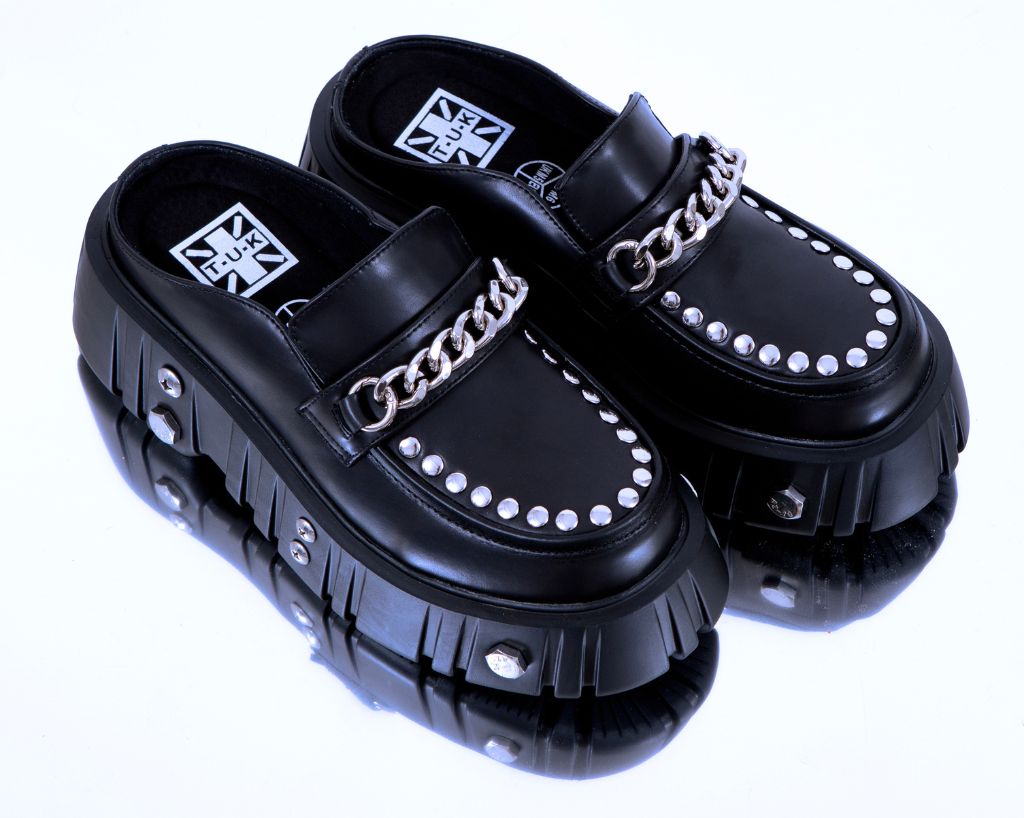 A3380 Black TUKskin Chain Airship Mule - T.U.K. Shoes