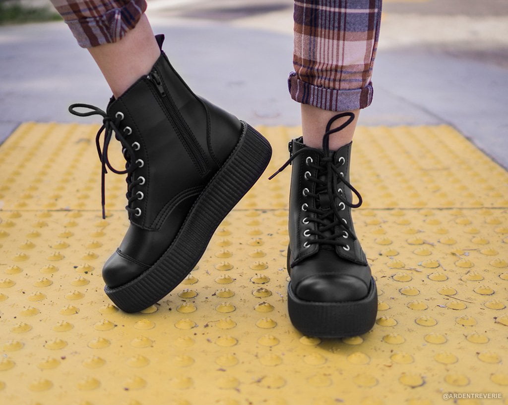 V9480L Black TUKskin™ Viva Mondo Boot - T.U.K. Shoes