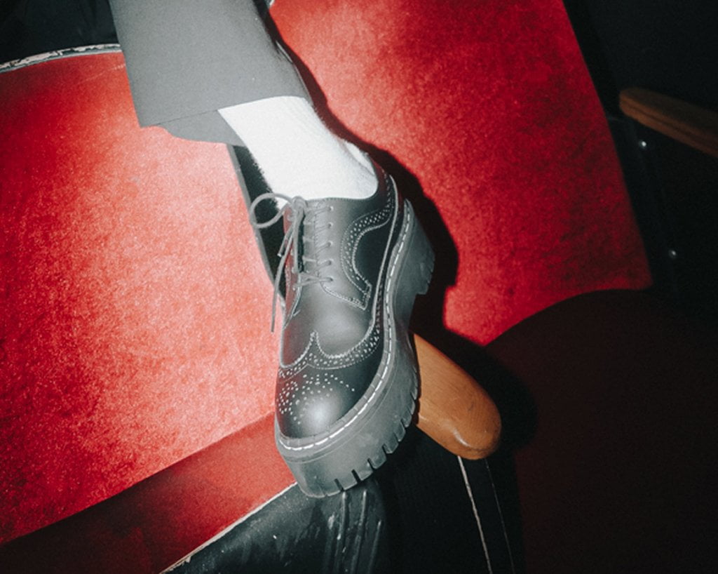 A9884 Black Double Decker Brogue - T.U.K. Shoes