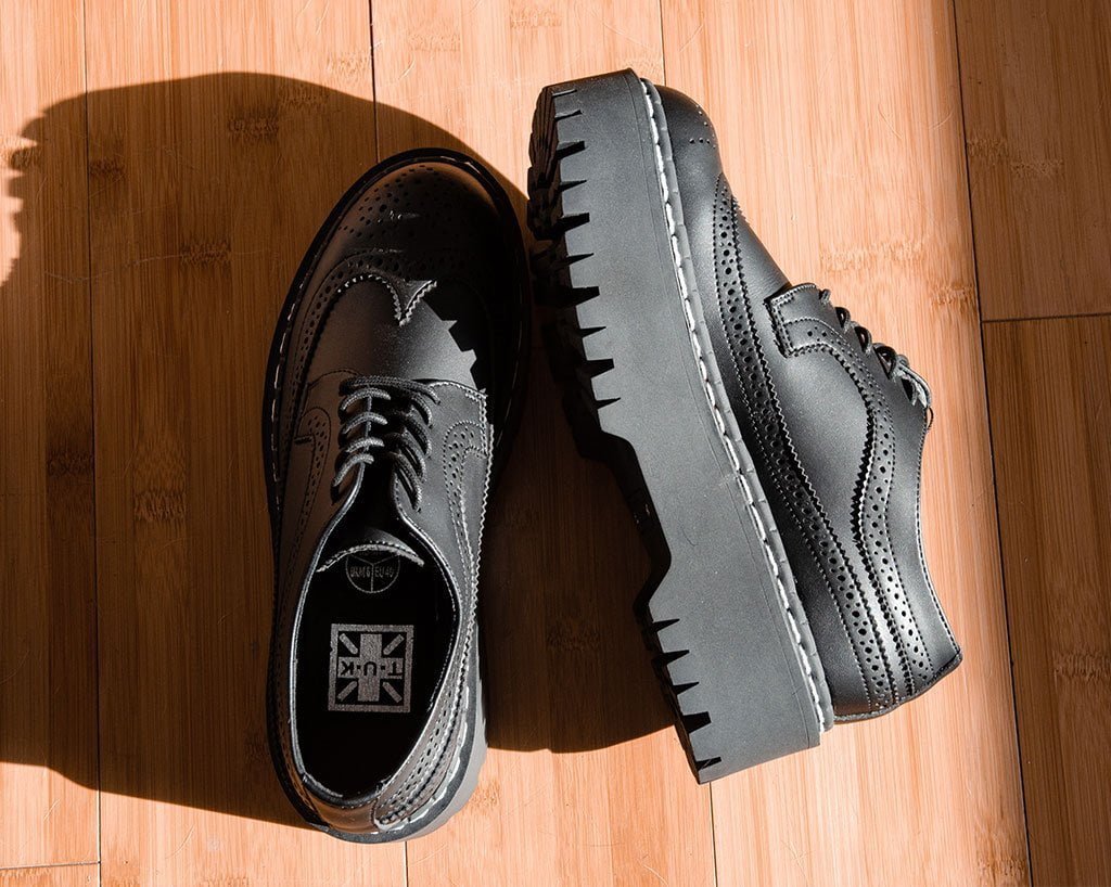A9884 Black Double Decker Brogue - T.U.K. Shoes