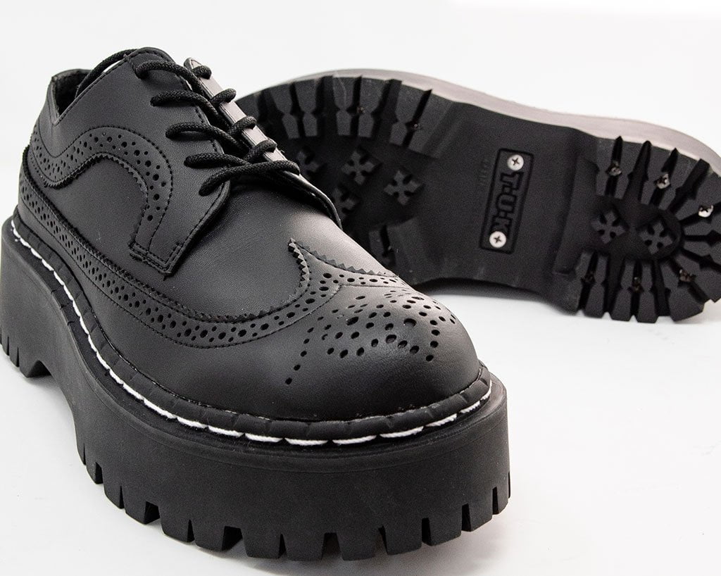 A9884 Black Double Decker Brogue - T.U.K. Shoes