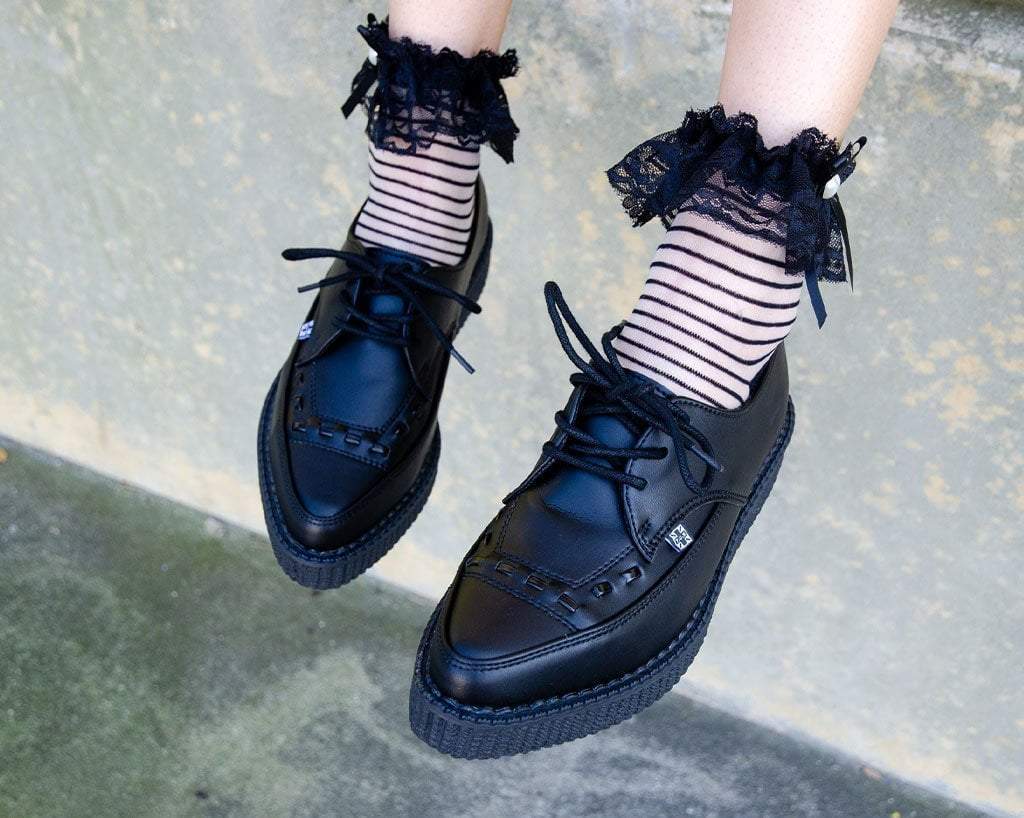 A8533 Black Leather Lace Up Pointed Creeper - T.U.K. Shoes