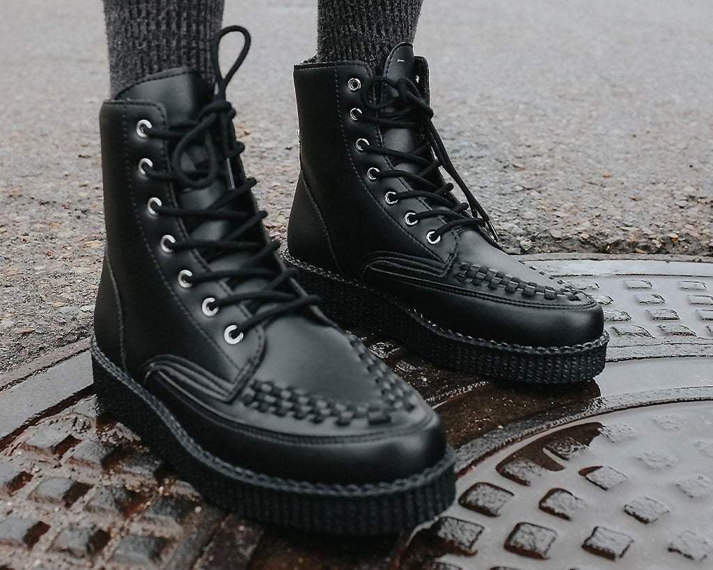 F9709 Black TUKskin™ 7-Eye Viva Low Boot - T.U.K. Shoes