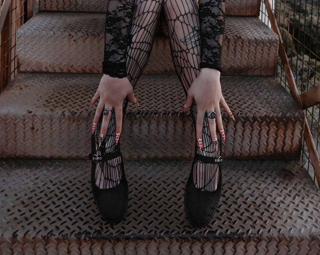 F3311L Black Mesh Web Viva Low Mary Jane - T.U.K. Shoes