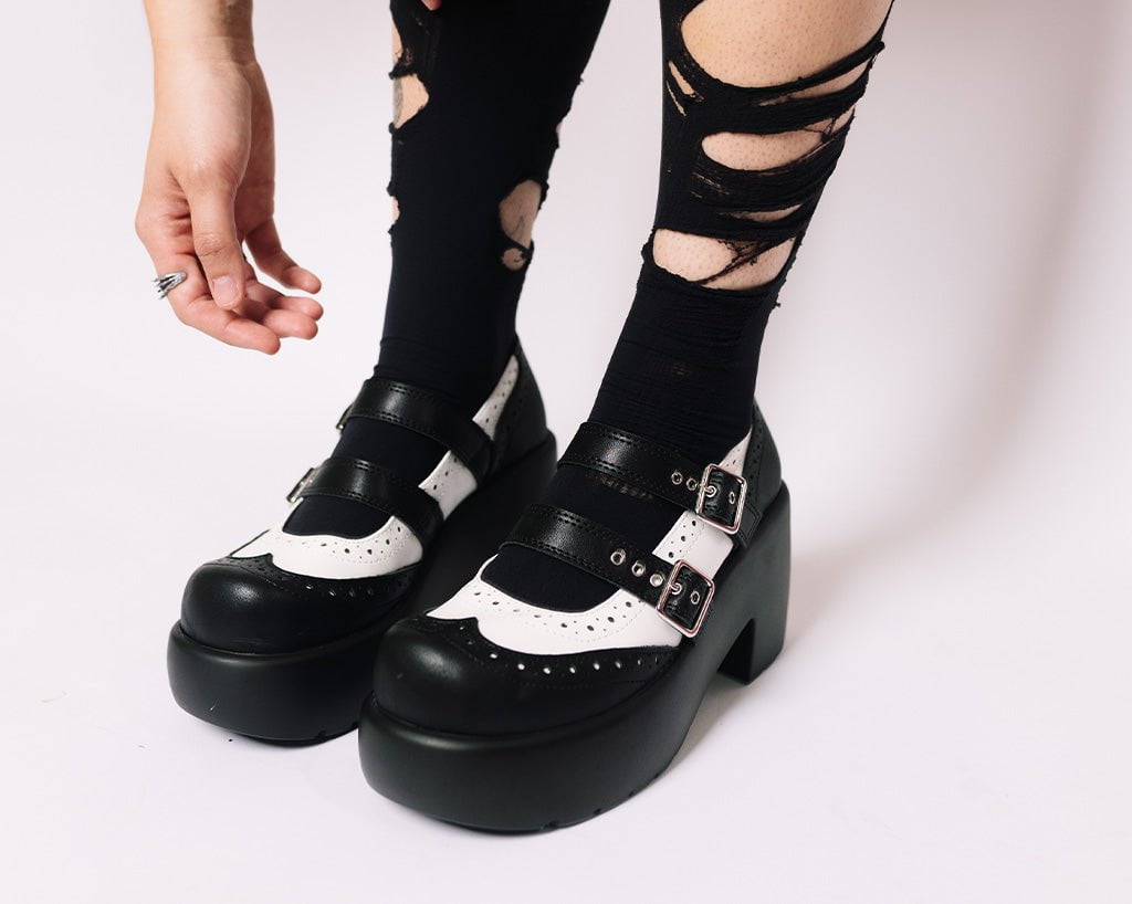 A3273L Black & White Brogue Bubble Mary Jane - T.U.K. Shoes