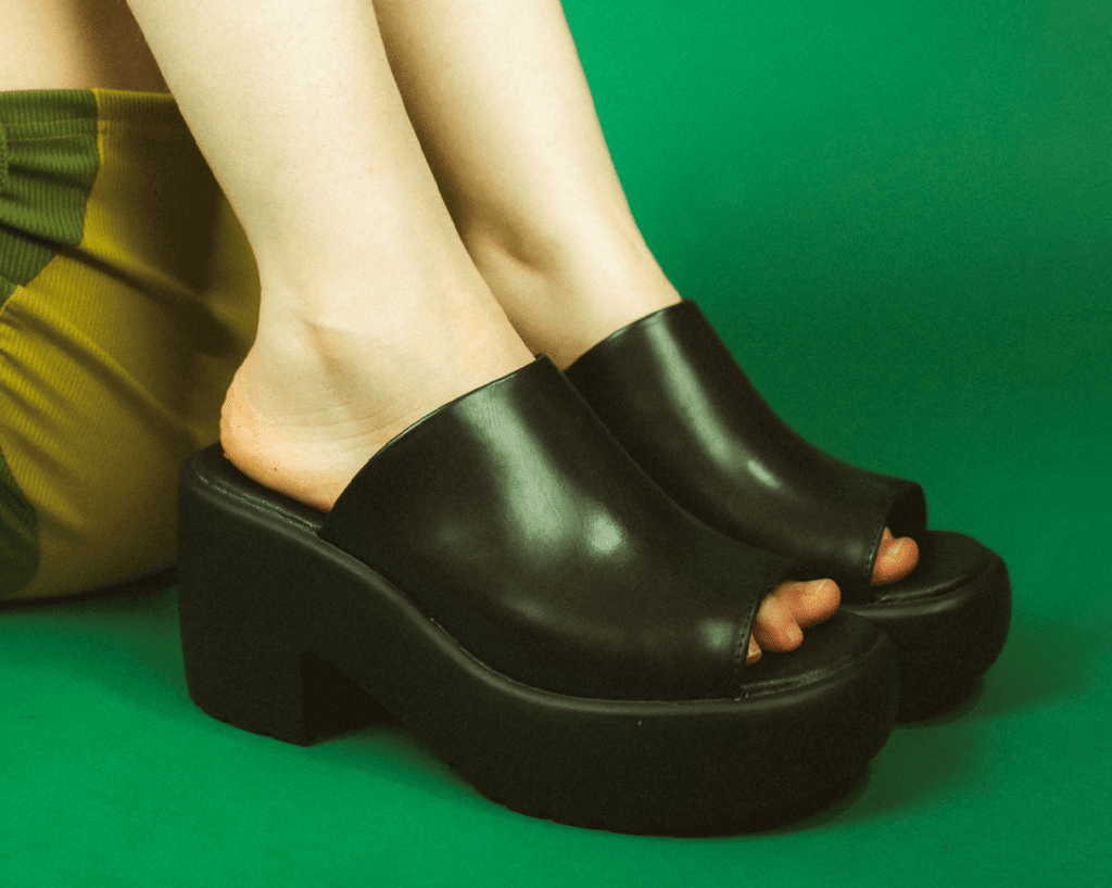 A9878L Black Bubble Mule Heel - T.U.K. Shoes