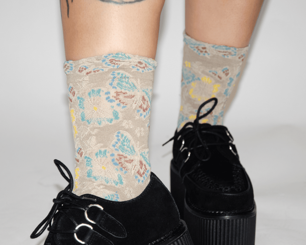 TSK1153 Beige Floral Sock TSK1153-OS - T.U.K. Shoes