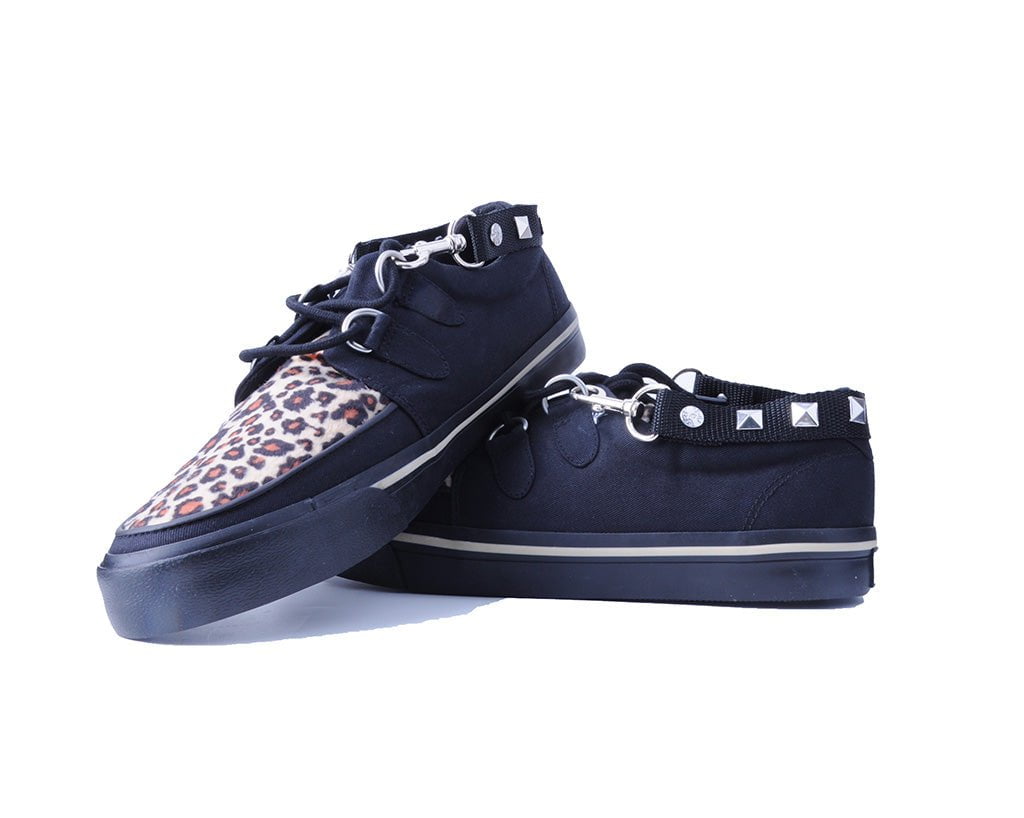 SA16 Silver Pyramid Stud Bondage Strap - T.U.K. Shoes