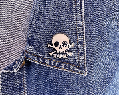 P0081 Black & White Skull Logo Enamel Pin P0081-OS - T.U.K. Shoes