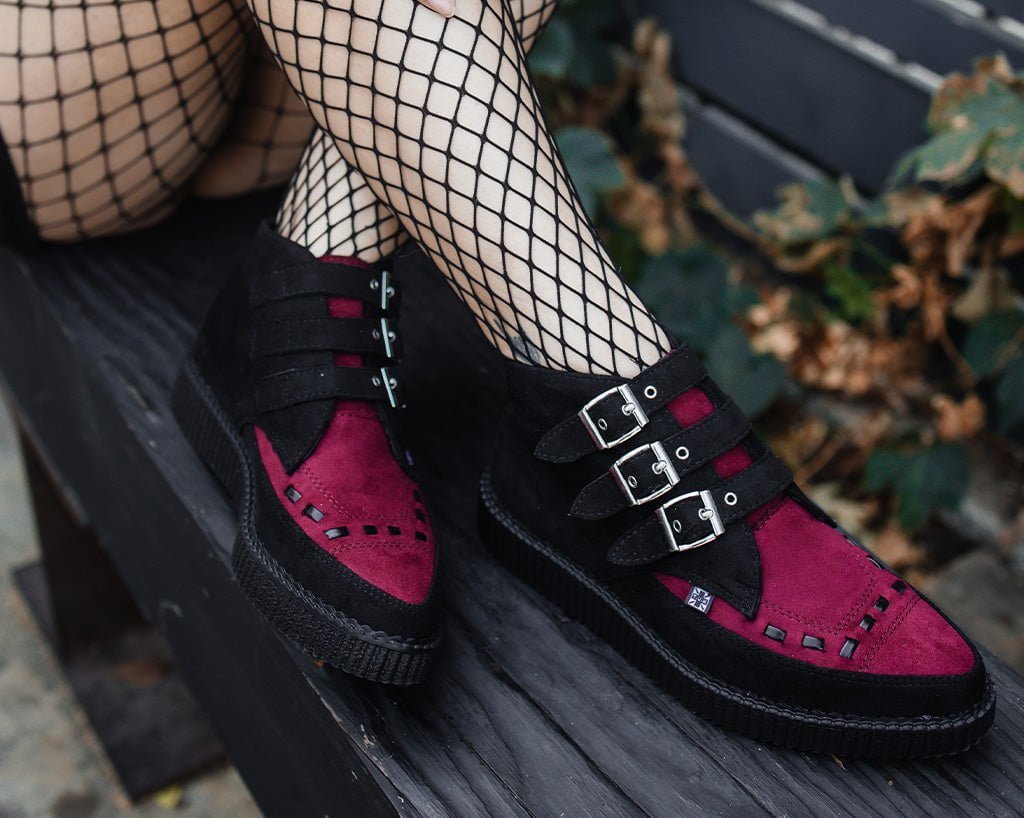 A3290 Black & Burgundy 3-Buckle Pointed Creeper Boot - T.U.K. Shoes