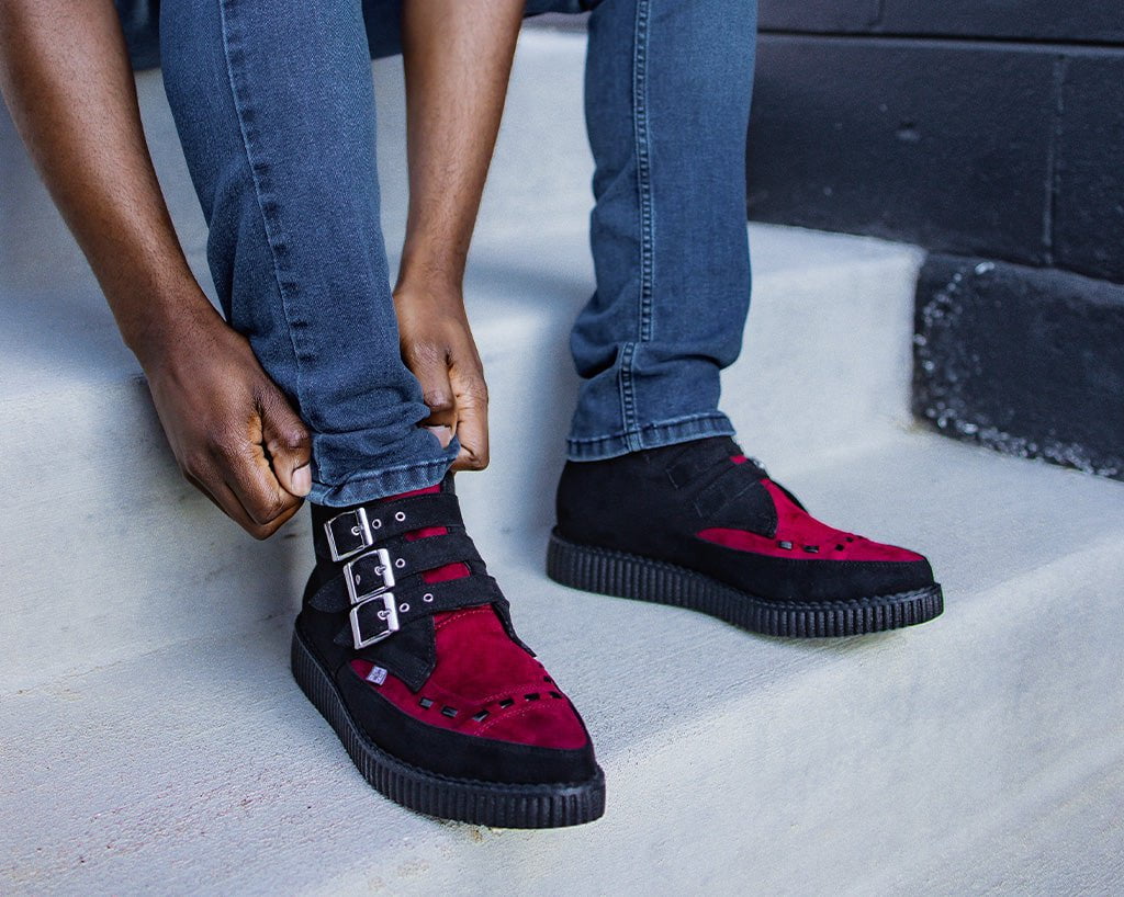A3290 Black & Burgundy 3-Buckle Pointed Creeper Boot - T.U.K. Shoes