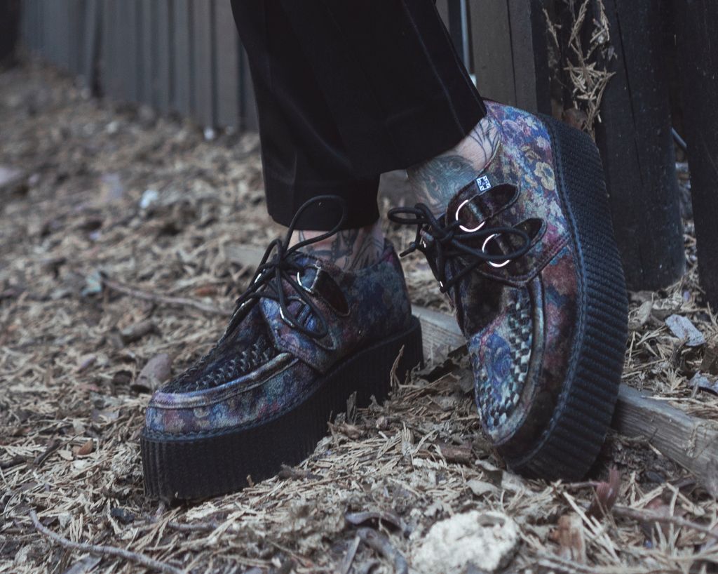 V3284 Floral Velvet Viva Mondo Creeper - T.U.K. Shoes