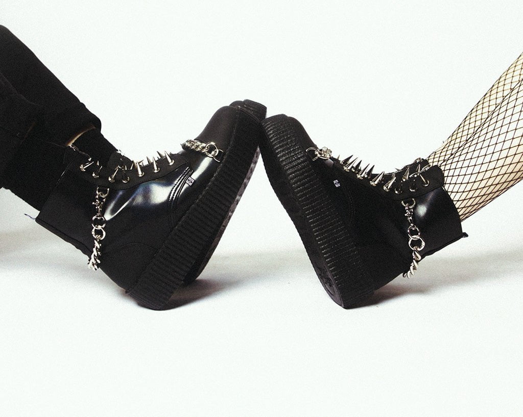 V3271 Black Haze Spike & Chain Viva Mondo Boot - T.U.K. Shoes