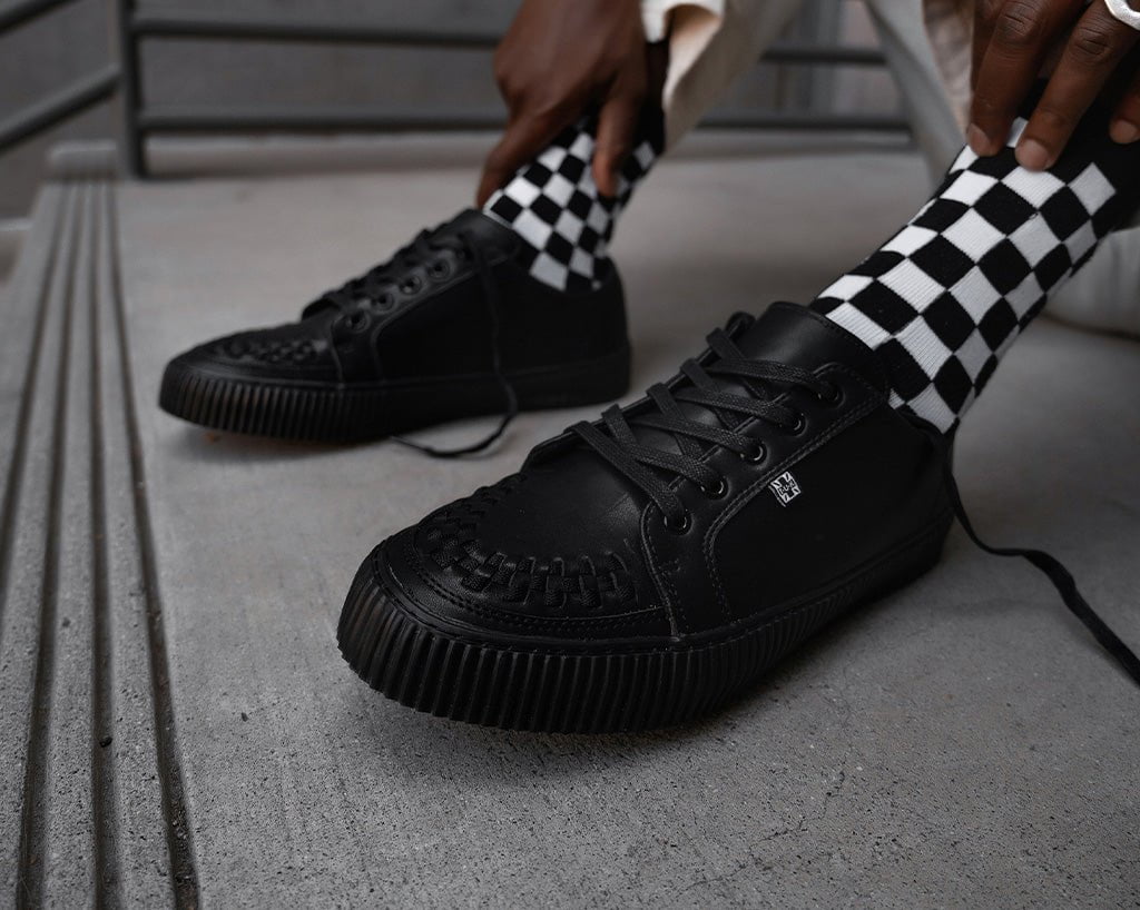 A3314 Black Leather Lace-Up Creeper Sneaker - T.U.K. Shoes