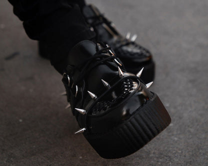 V3341 Black Leather Spike Viva Mondo Creeper - T.U.K. Shoes