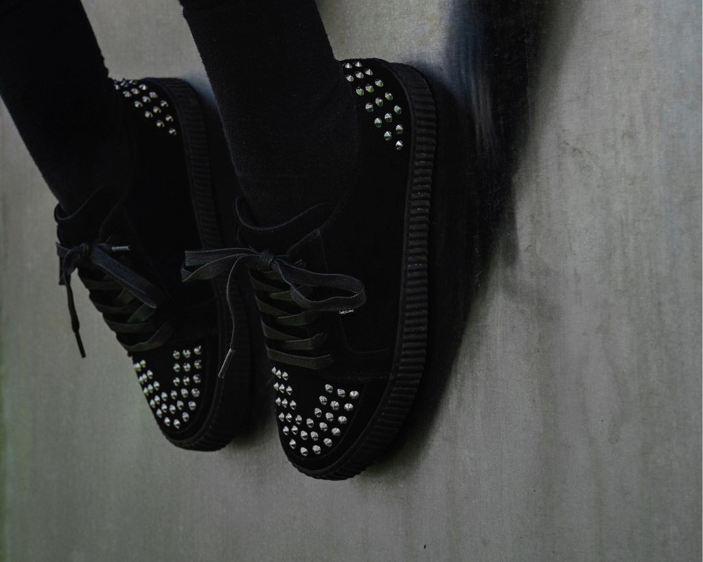 A3353 Black Suede Studded Creeper Sneaker - T.U.K. Shoes