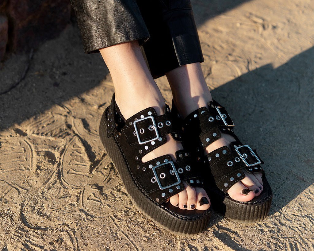 V3343L Black Suede Flat Stud Viva Mondo Sandal - T.U.K. Shoes