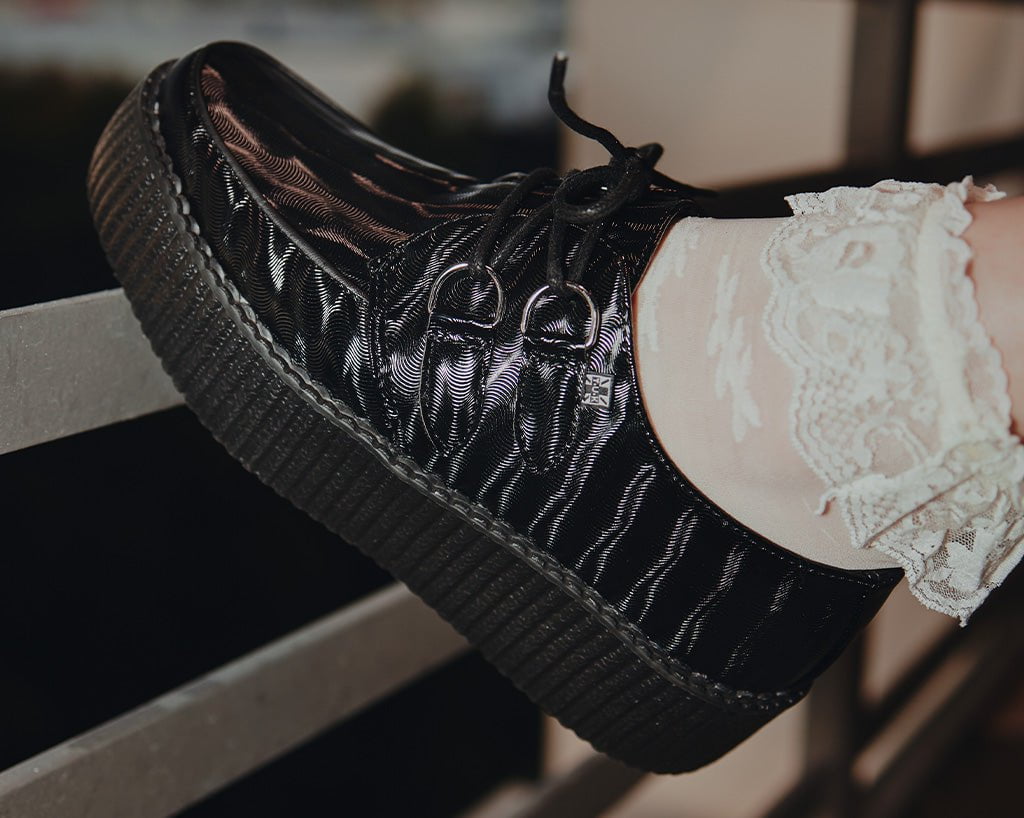V3204 Black Wavy Patent Viva Mondo Creeper - T.U.K. Shoes