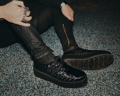 V3204 Black Wavy Patent Viva Mondo Creeper - T.U.K. Shoes