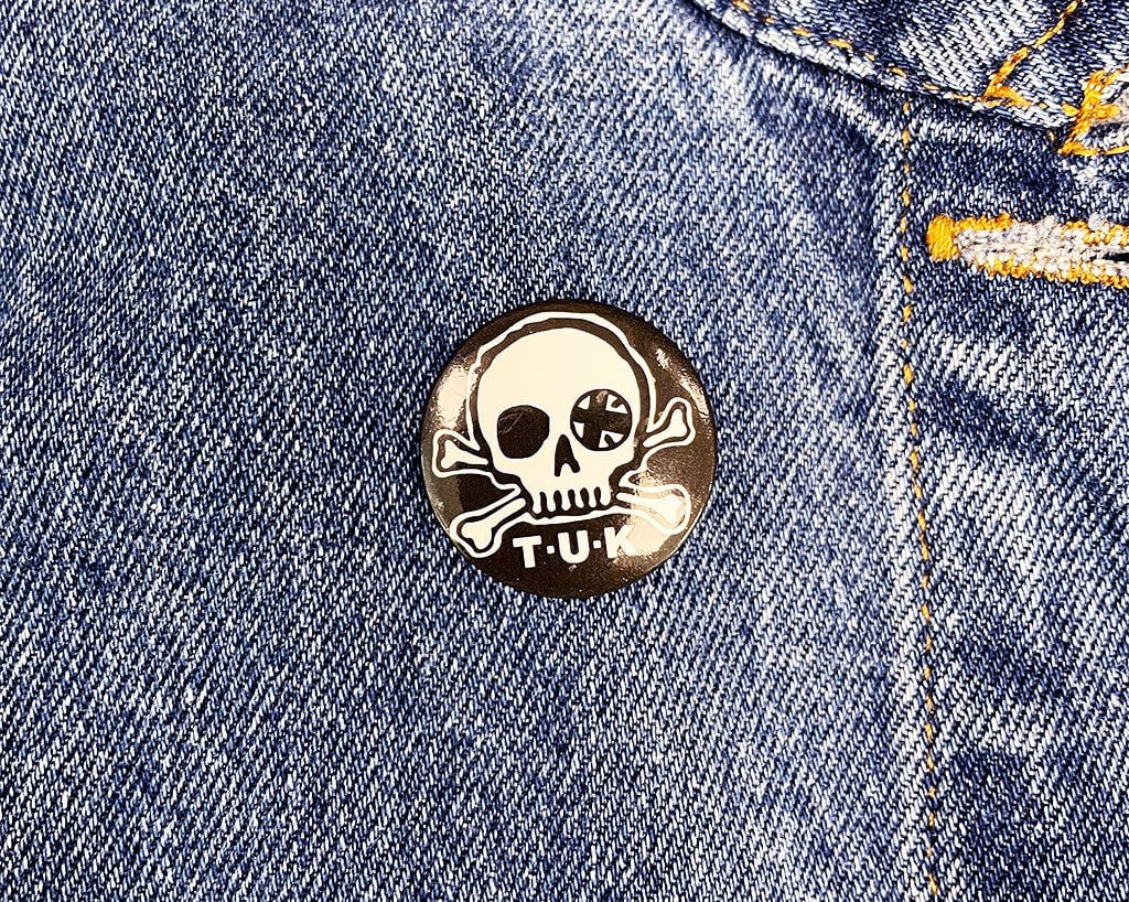 P0034 Black & White Skull Logo Pin P0034-OS - T.U.K. Shoes