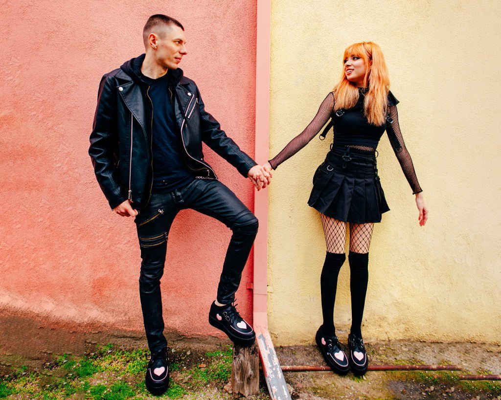 V3026 Black & Pink Heart TUKskin™ Viva Mondo Creeper - T.U.K. Shoes