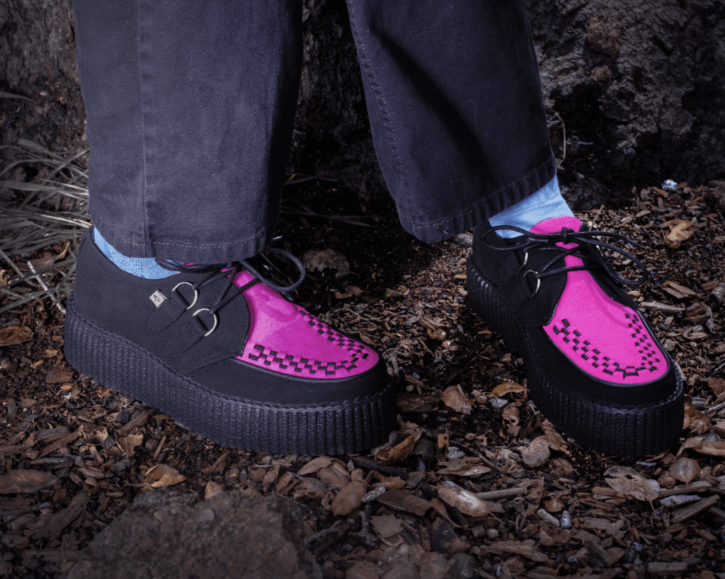 V3183 Black & Neon Pink Viva Mondo Creeper - T.U.K. Shoes