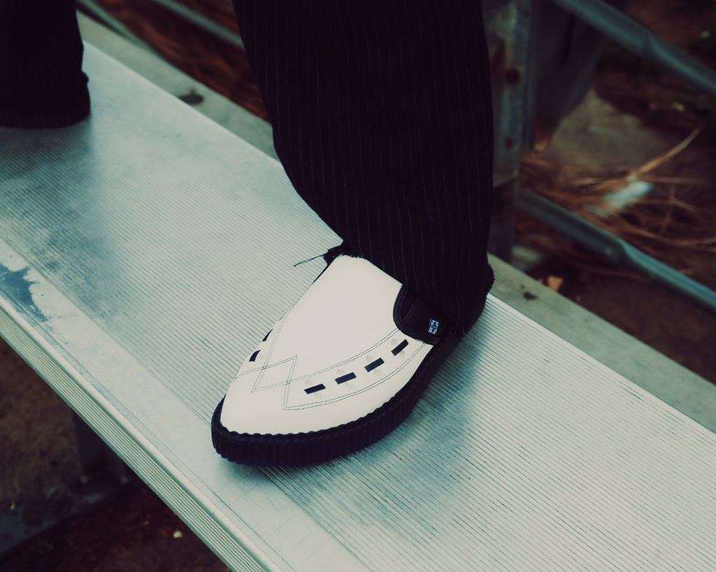A3206 Black & White Slip-On Creeper - T.U.K. Shoes