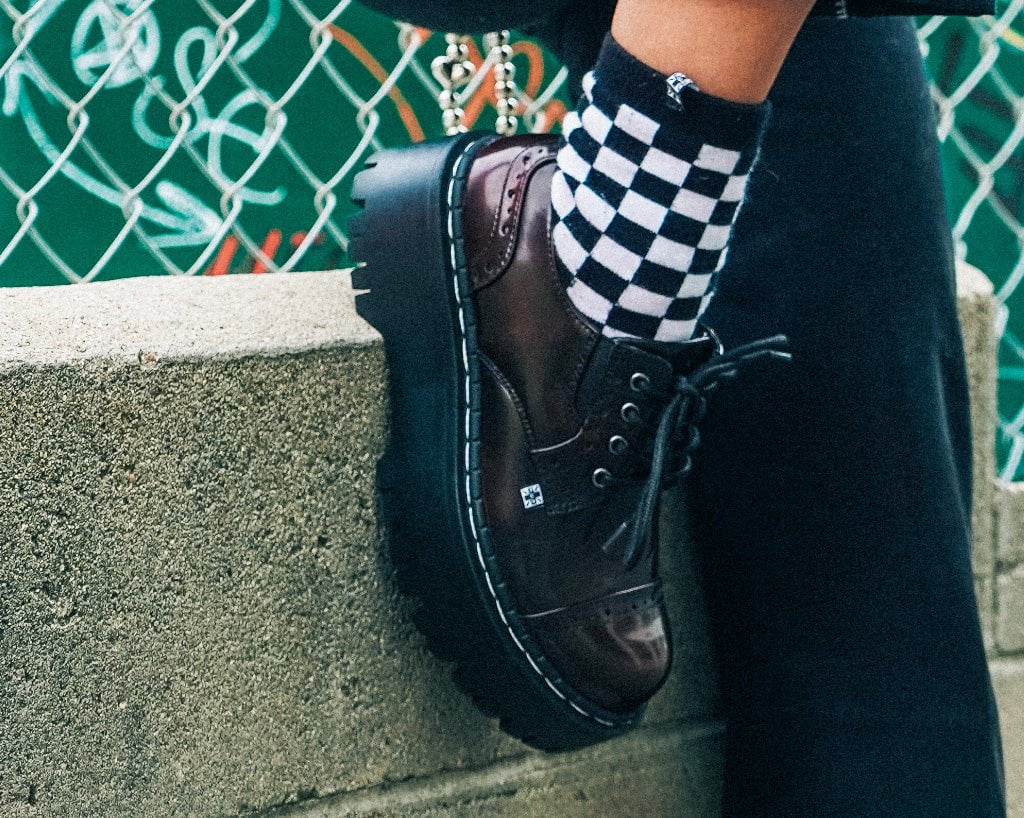 A3192L Burgundy Rub-Off Double Decker Brogue - T.U.K. Shoes